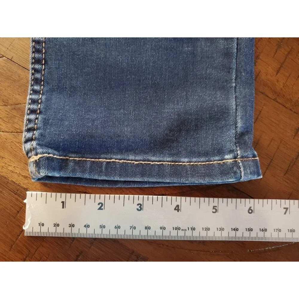 Calvin Klein Women's Ultimate Skinny Stretch Straight Leg Jeans - Size 4 x 32